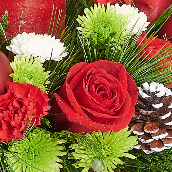 Festive Floral Centerpiece Gift Basket – how the gift is presented