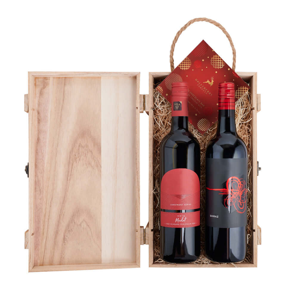 Premium Wooden Wine Gift Box – how the gift is presented