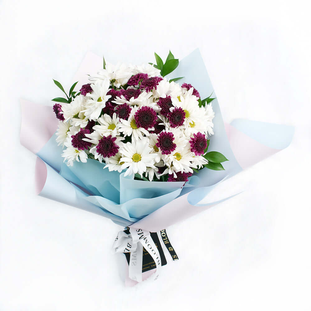 Mother's Day Spring Daisy Bouquet - Connecticut Delivery