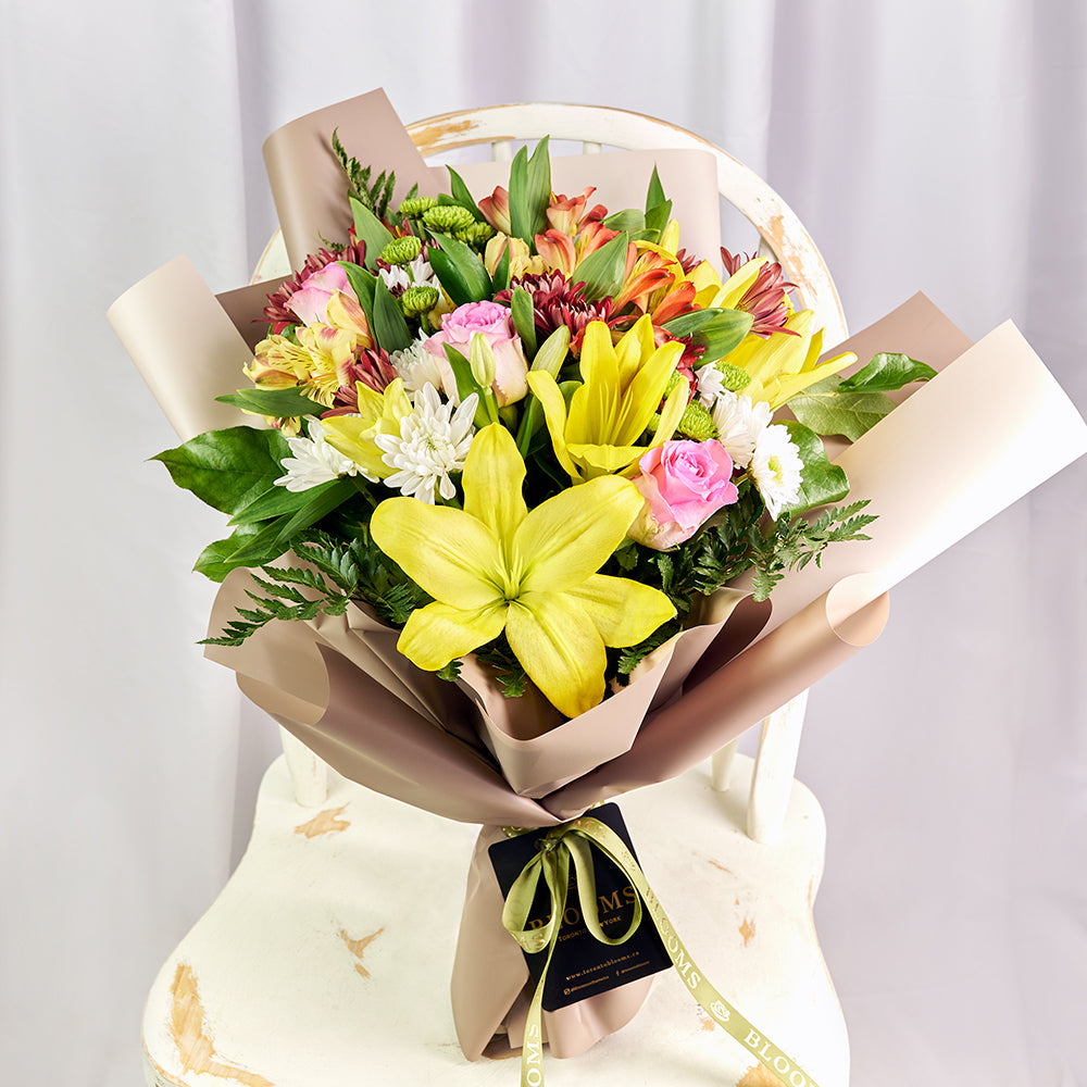 Country Cottage Mixed Peruvian Lily Bouquet from Connecticut Blooms - Mixed Flower Gift - Connecticut Delivery.