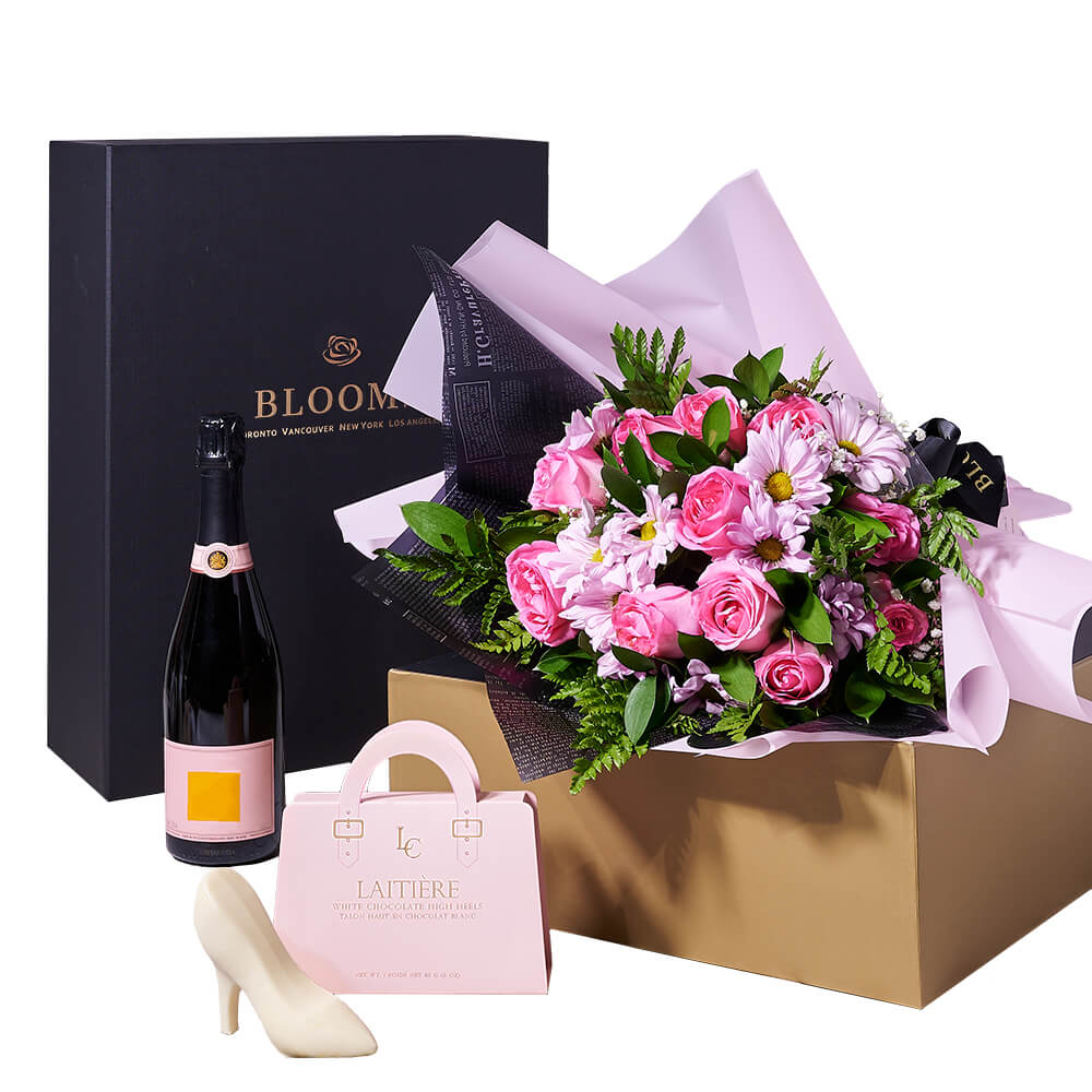 Mixed Pink Rose and Wine Gift – how the gift is presented
