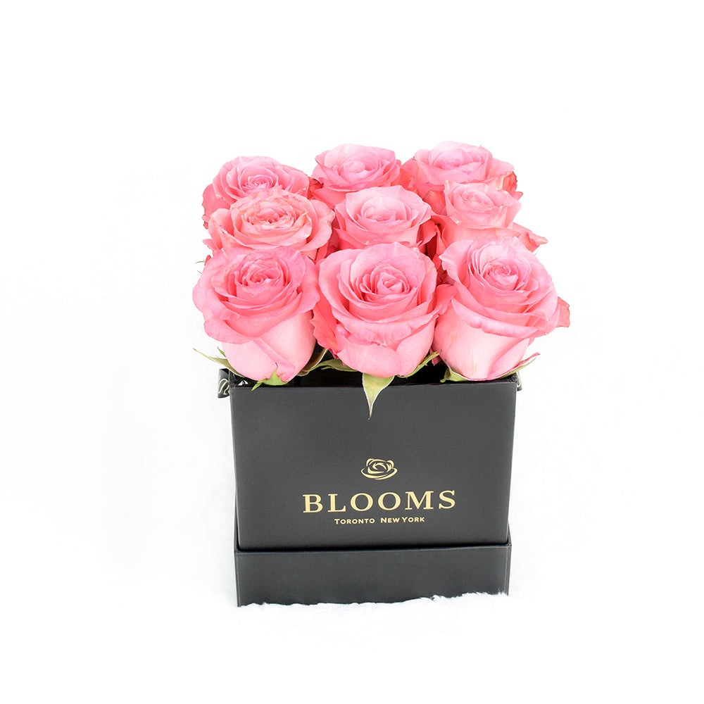 Elegant Pink Rose Bouquet in Black Designer Hat Box – how the gift is presented