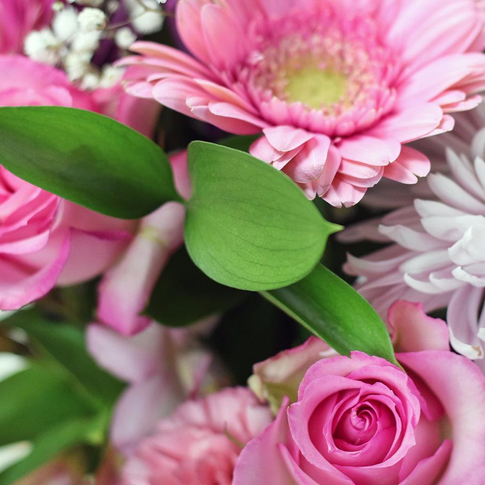 Perfect Pink Mixed Arrangement - Mixed Floral Hat Box Gift - Connecticut Delivery