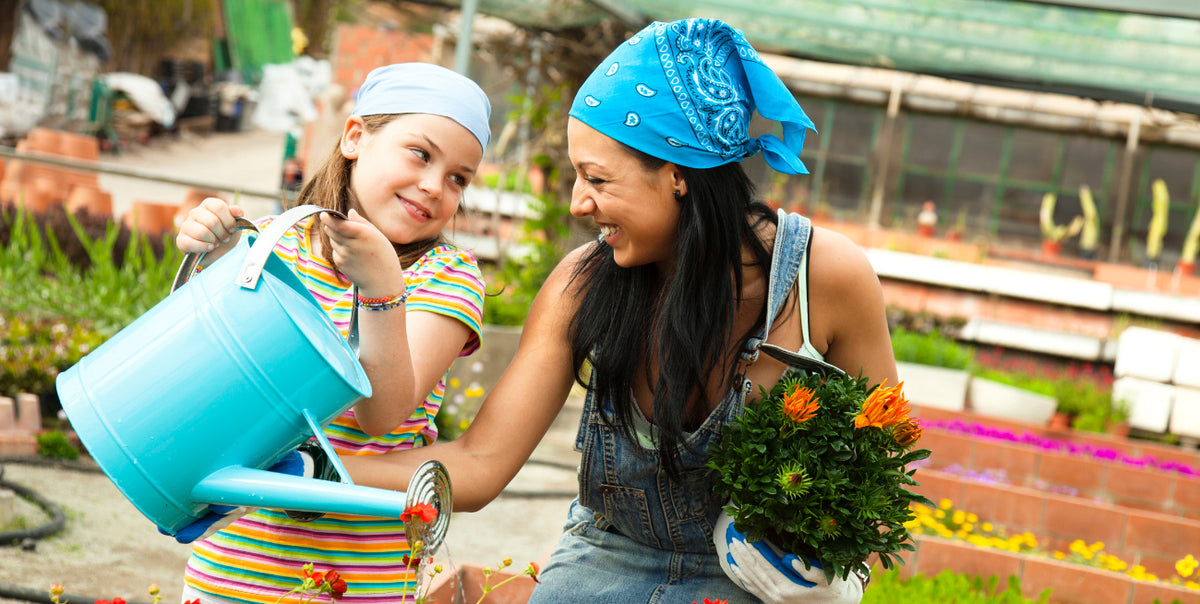 Mother’s Day Gifts for Moms Who Love Gardening