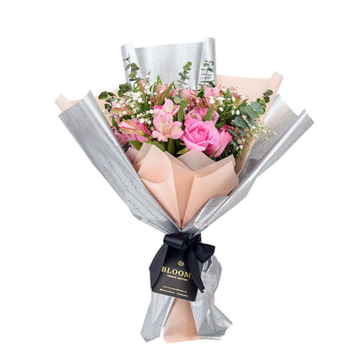 Blushing Notes Mixed Rose Bouquet - Rose Bouquet Gift - Connecticut Delivery