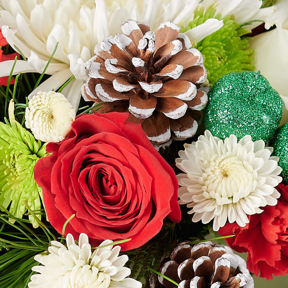 Mixed Flower Box, Set 23992-2021, Floral Gift, Floral Gift Box, holiday, christmas, holiday floral delivery, delivery holiday floral, Christmas flower box Connecticut, Connecticut christmas flower box, Connecticut