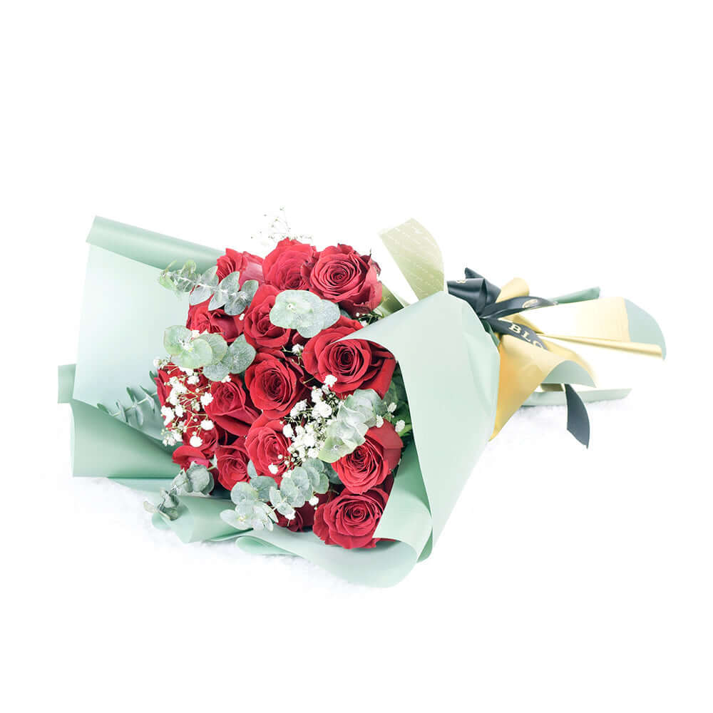 It's  A Fun Surprise! Flowers & Beer Gift from Connecticut Blooms is great gift choice this season