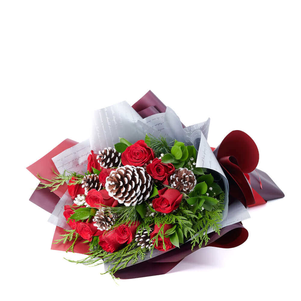 Christmas, Holiday, Rose Arrangement, Flower Arrangement, Floral Arrangement, Rose Bouquet, and Flower set Connecticut Delivery