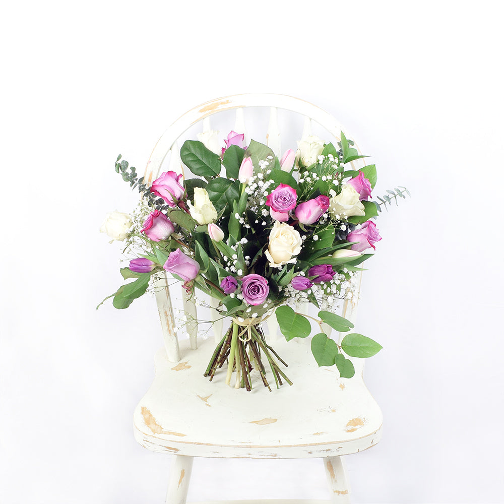 Blended Blooms Mixed Rose Bouquet from Connecticut Blooms - Mixed Flower Gift - Connecticut Delivery.