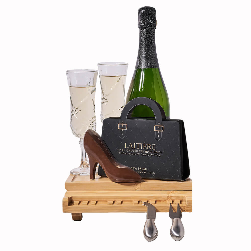 Deluxe Sparkling Wine and Dark Chocolate High Heels Gift – how the gift is presented