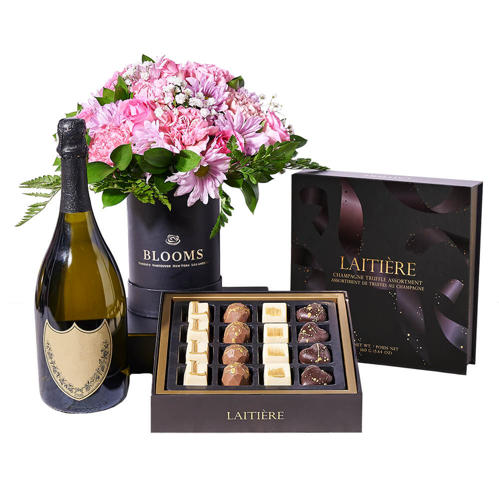 Complete Graduate Celebration Gift Set, Connecticut – how the gift is presented