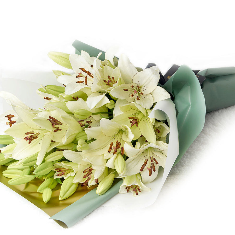Crisp Snow Lily Bouquet from Connecticut Blooms - Floral Gift - Connecticut Delivery.