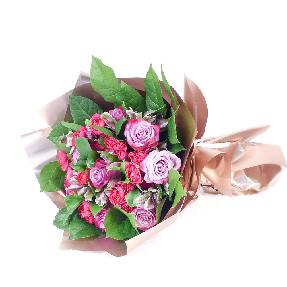 Enchanting Mixed Rose Bouquet from Connecticut Blooms - Mixed Flower Gift - Connecticut Delivery.