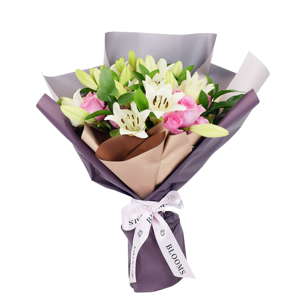 Kiss of Pink Rose &amp; Lilies Bouquet from Connecticut Blooms - Mixed Floral Gift - Connecticut Delivery.