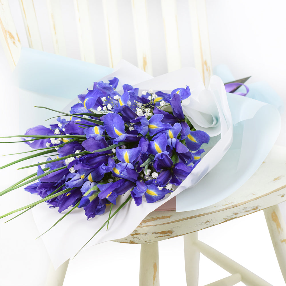 24-Stem Violet Iris Floral Wrap Bouquet – how the gift is presented