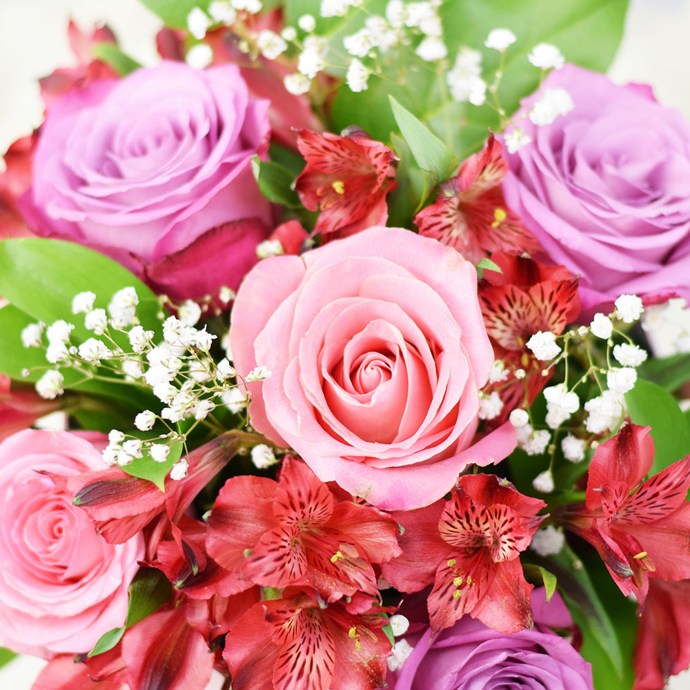 Connecticut Flower Delivery - Connecticut Flower Gifts - Soft Radiance Mixed Arrangement